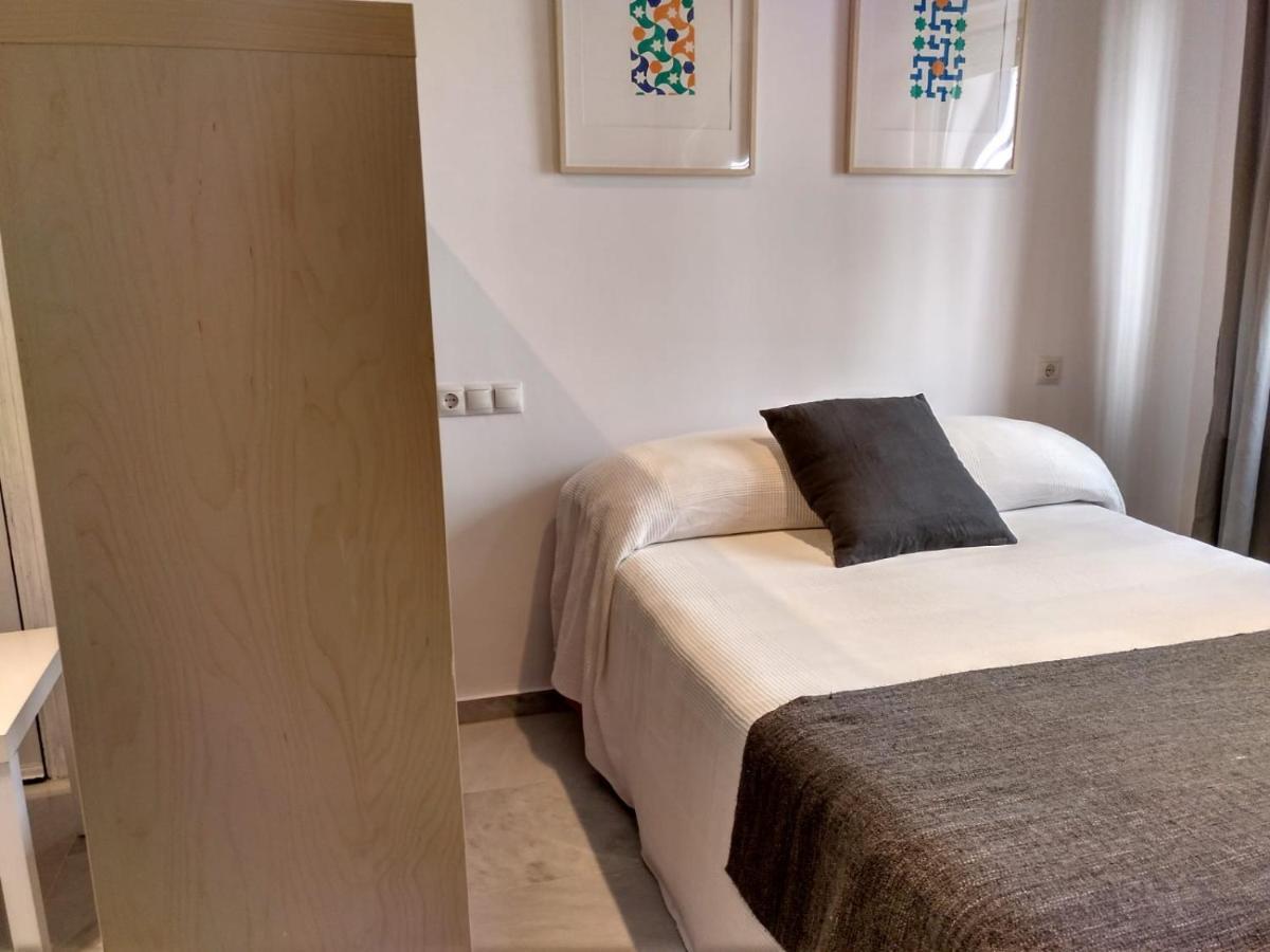 Hispalis Santa Angela Sevilla Kültér fotó