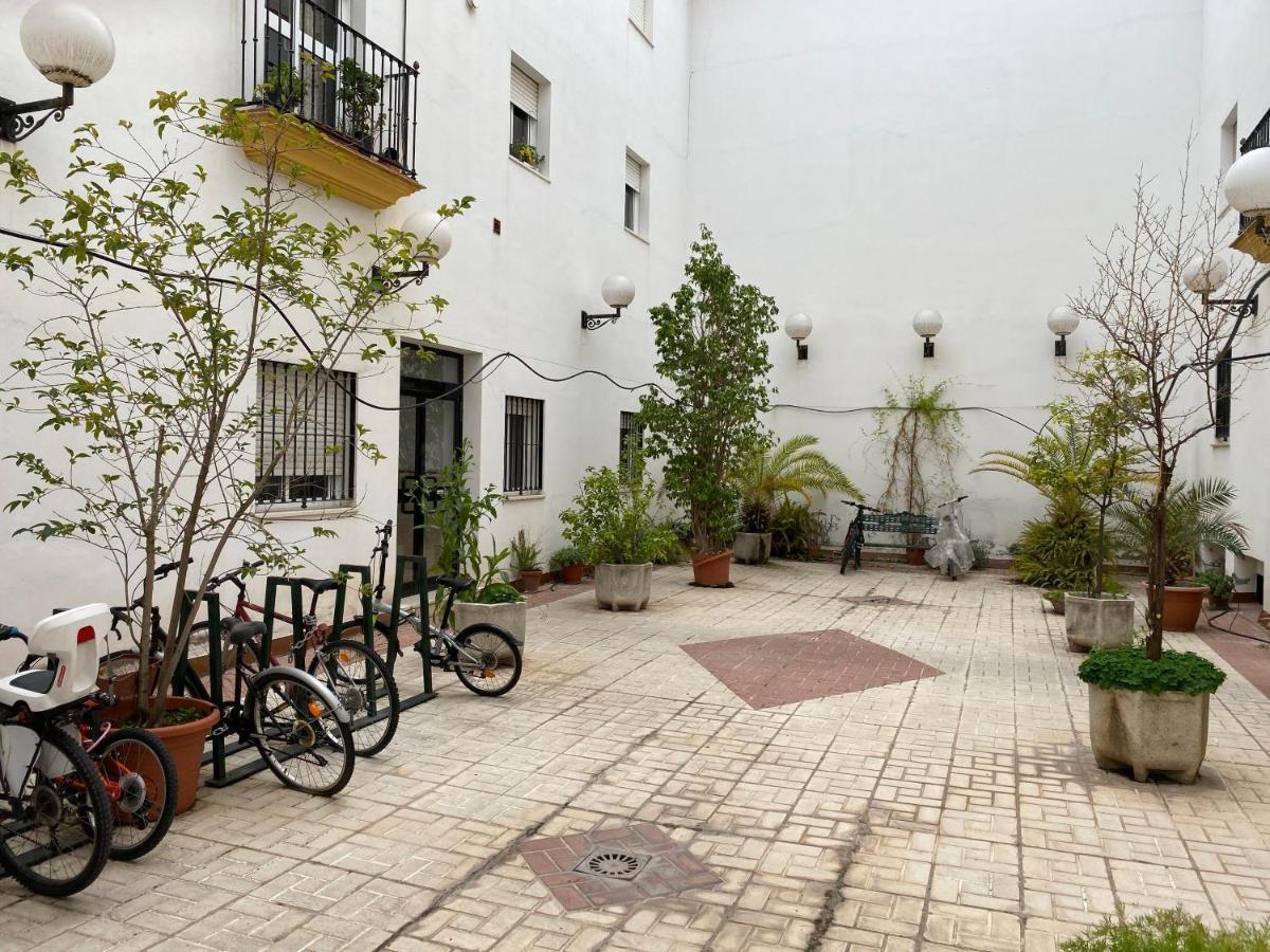 Hispalis Santa Angela Sevilla Kültér fotó